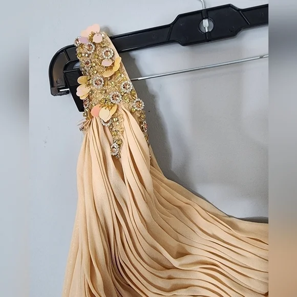 Mac Duggal FLOAT ONE SHOULDER OPEN BACK FLOWY GOWN size 12 (#39) - Picture 4 of 16